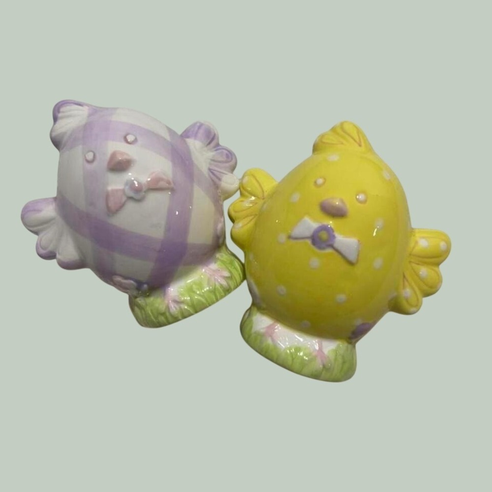 ceramic vintage salt and pepper shaker easter chicks cottagecore kitchen holiday